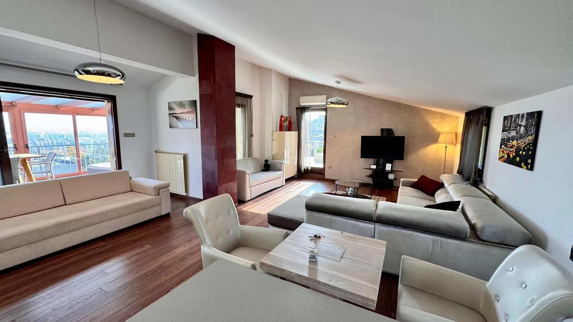 Luxury Penthouse On Rosehill With Free Garage Διαμέρισμα Βουδαπέστη 0*,  Ουγγαρία