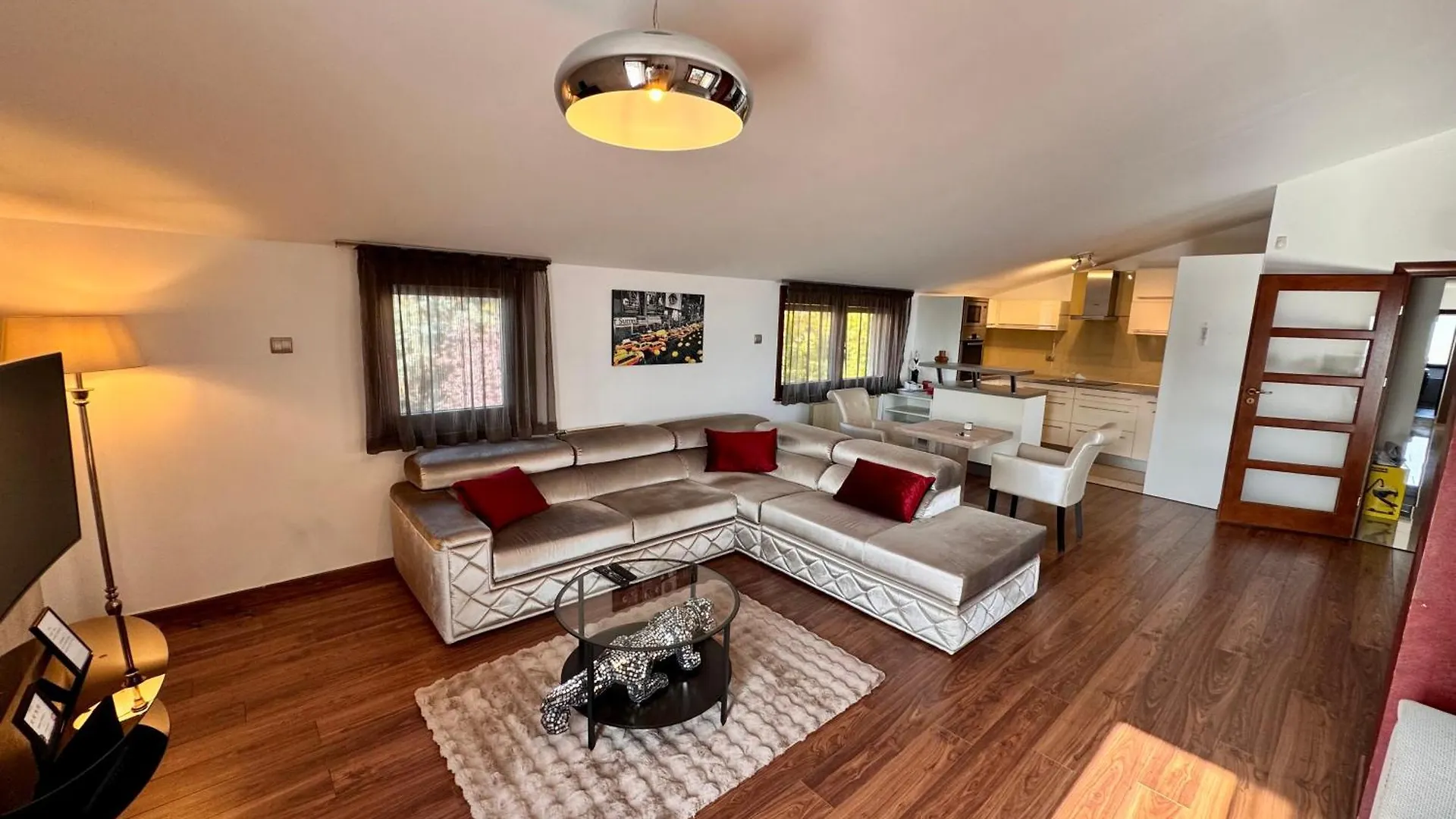 Luxury Penthouse On Rosehill With Free Garage Διαμέρισμα Βουδαπέστη