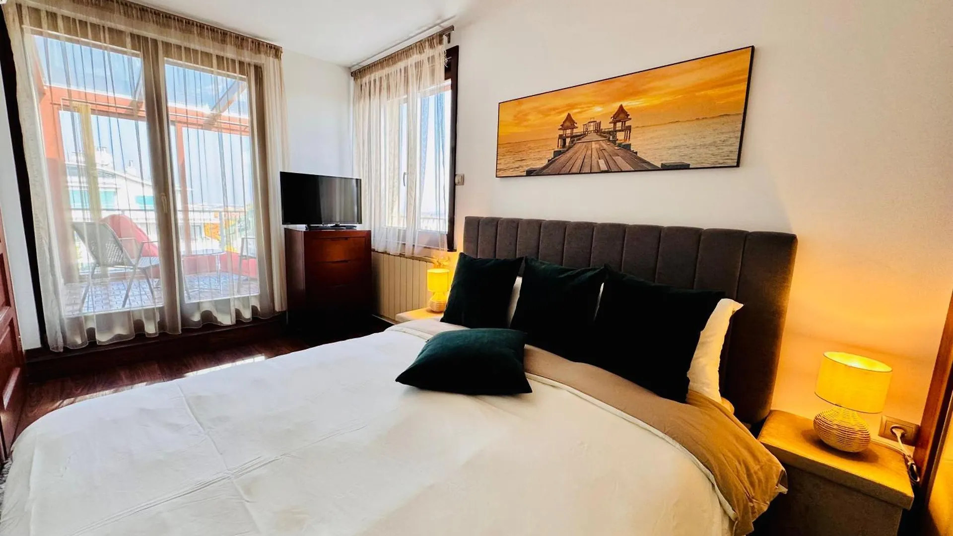 Luxury Penthouse On Rosehill With Free Garage Διαμέρισμα Βουδαπέστη